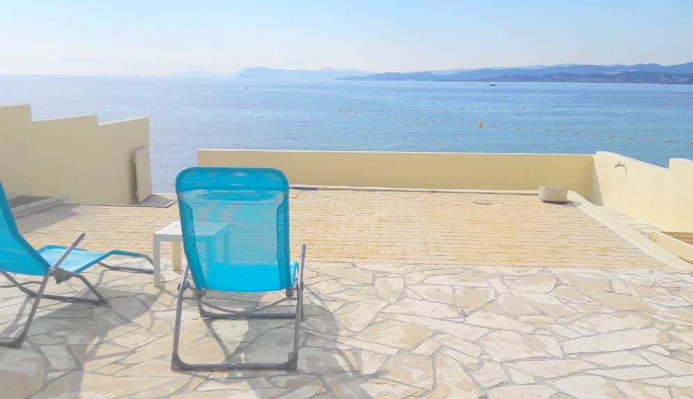 L'appartement idéal avec la vue mer idyllique face à la Méditerranée