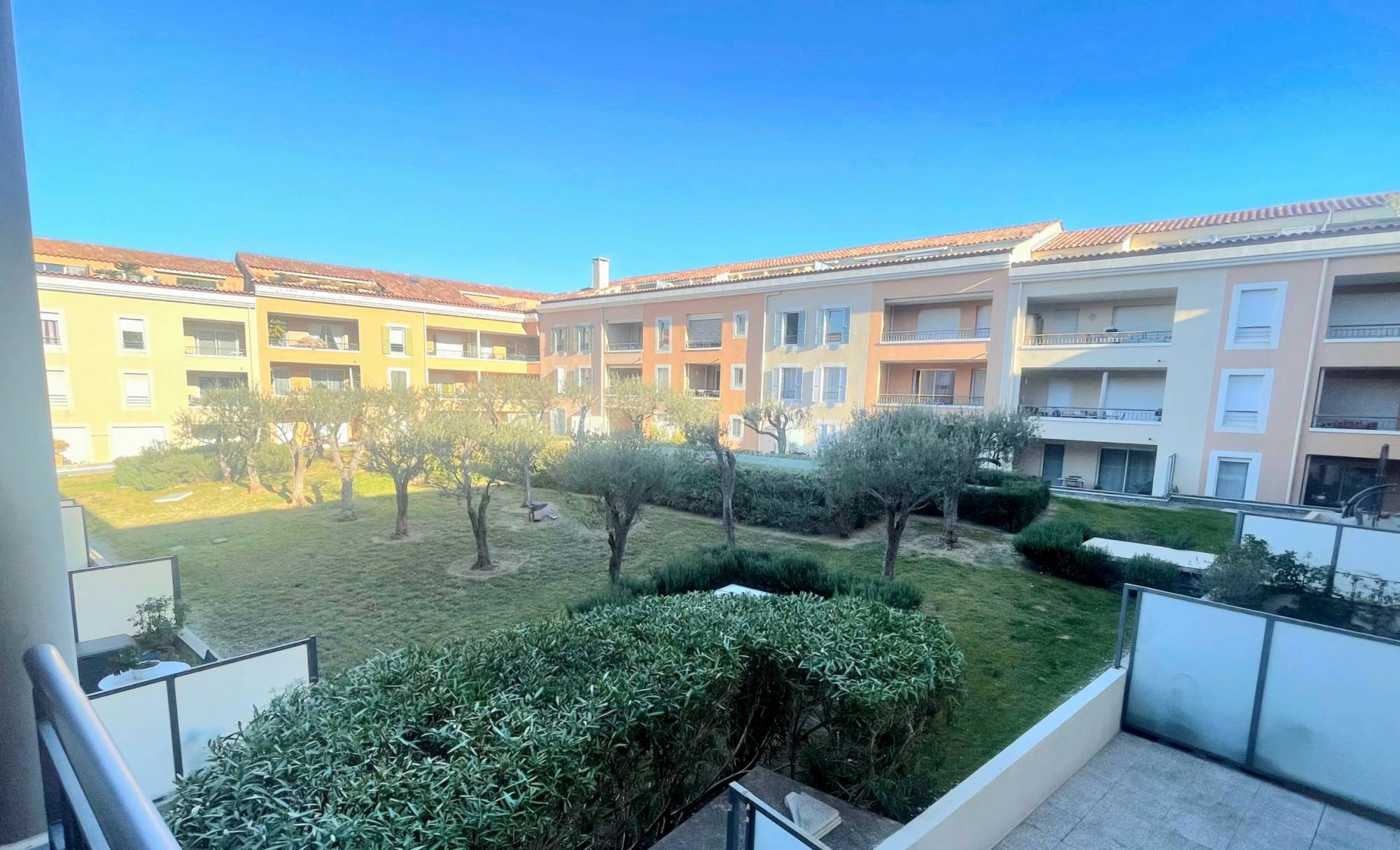 Appartement 2 pièces avec terrasse à vendre dans la résidence 