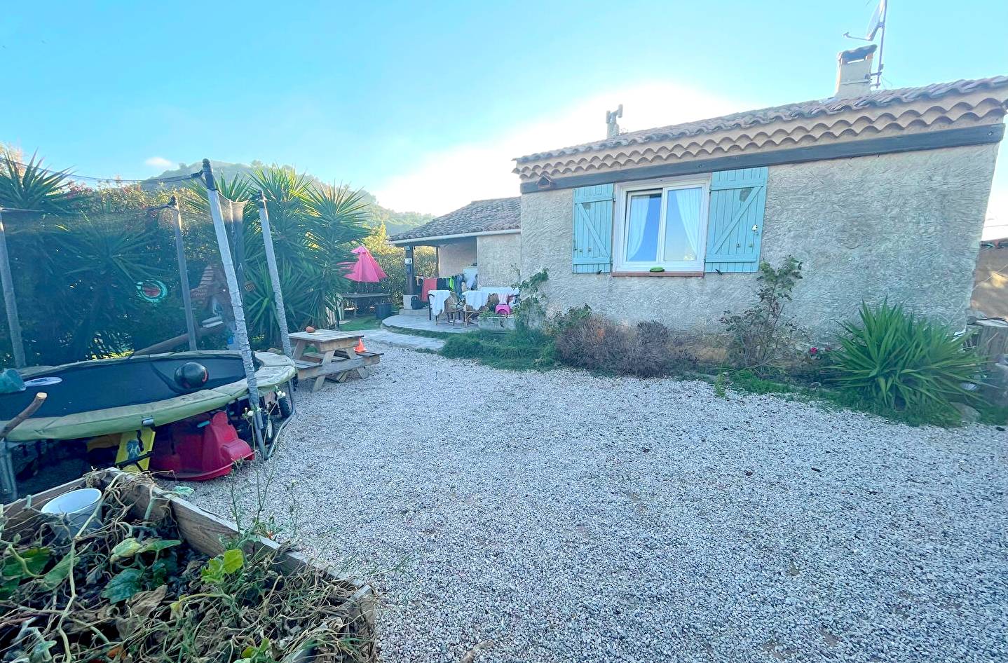 Maison individuelle de plain-pied avec jardin à vendre à Six Fours