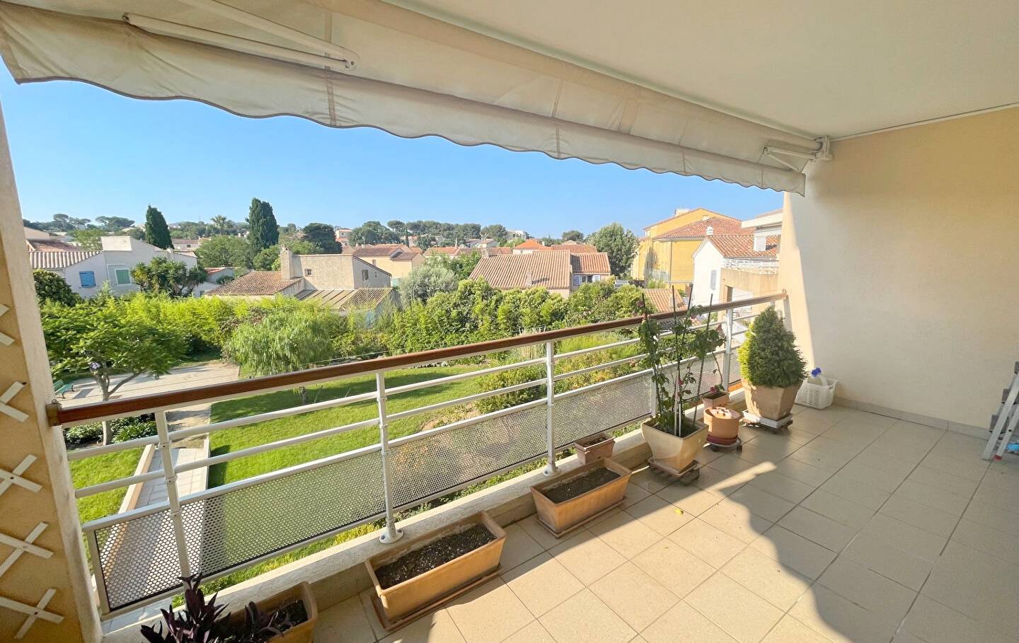 Appartement avec terrasse et garage à vendre sur l'Avenue Laennec, à Six-Fours