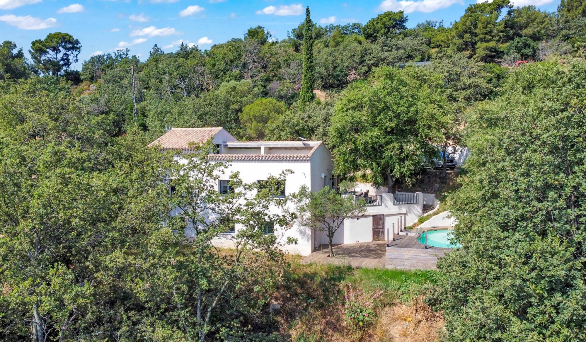 Villa de charme à vendre dans le village d'Evenos, dans le Var