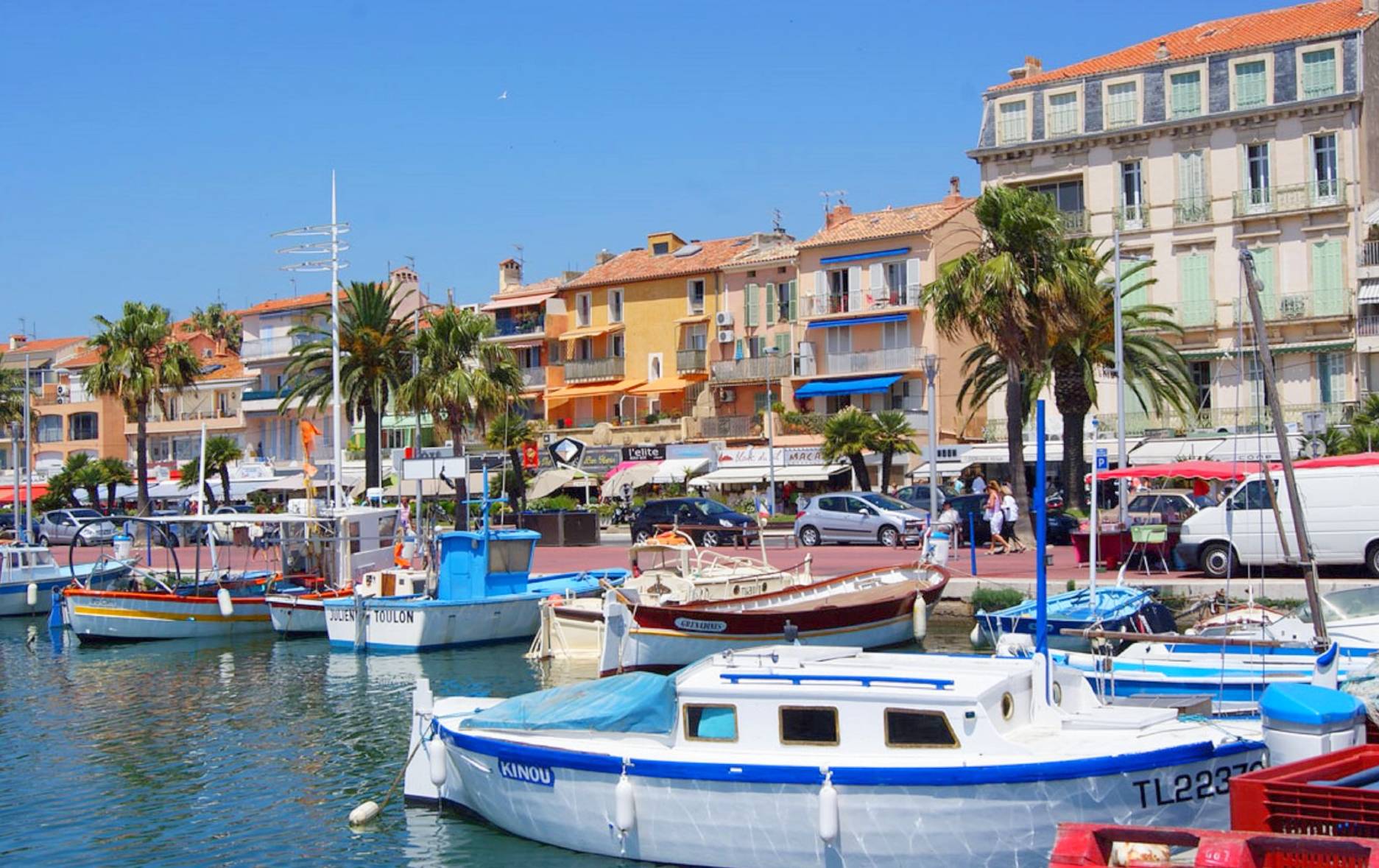 Local refait à neuf en cession de bail à Sanary-sur-Mer