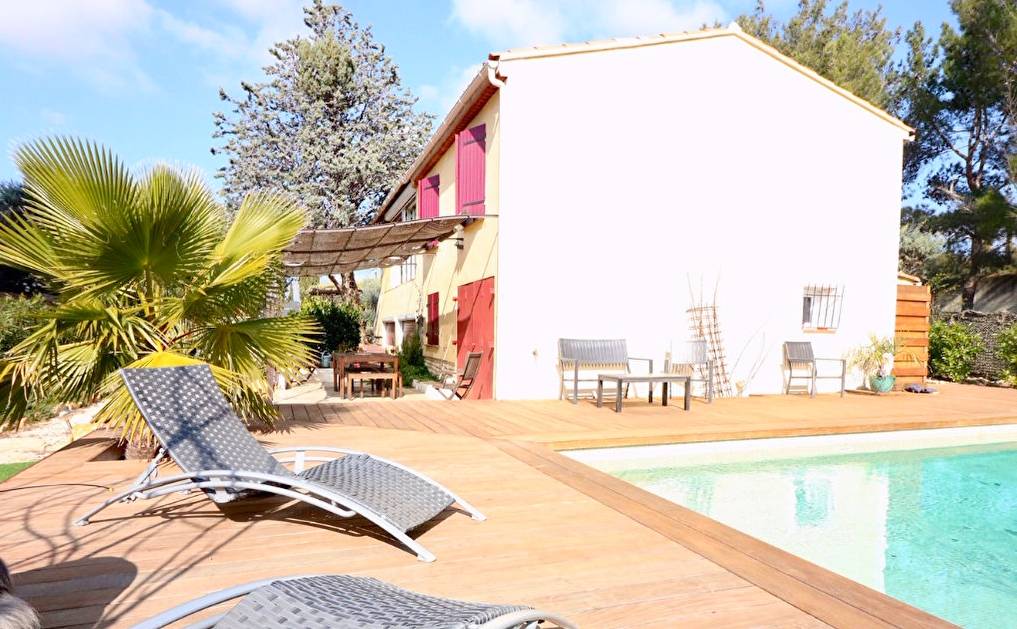 Villa avec piscine à vendre à proximité de la maison des vins de Bandol