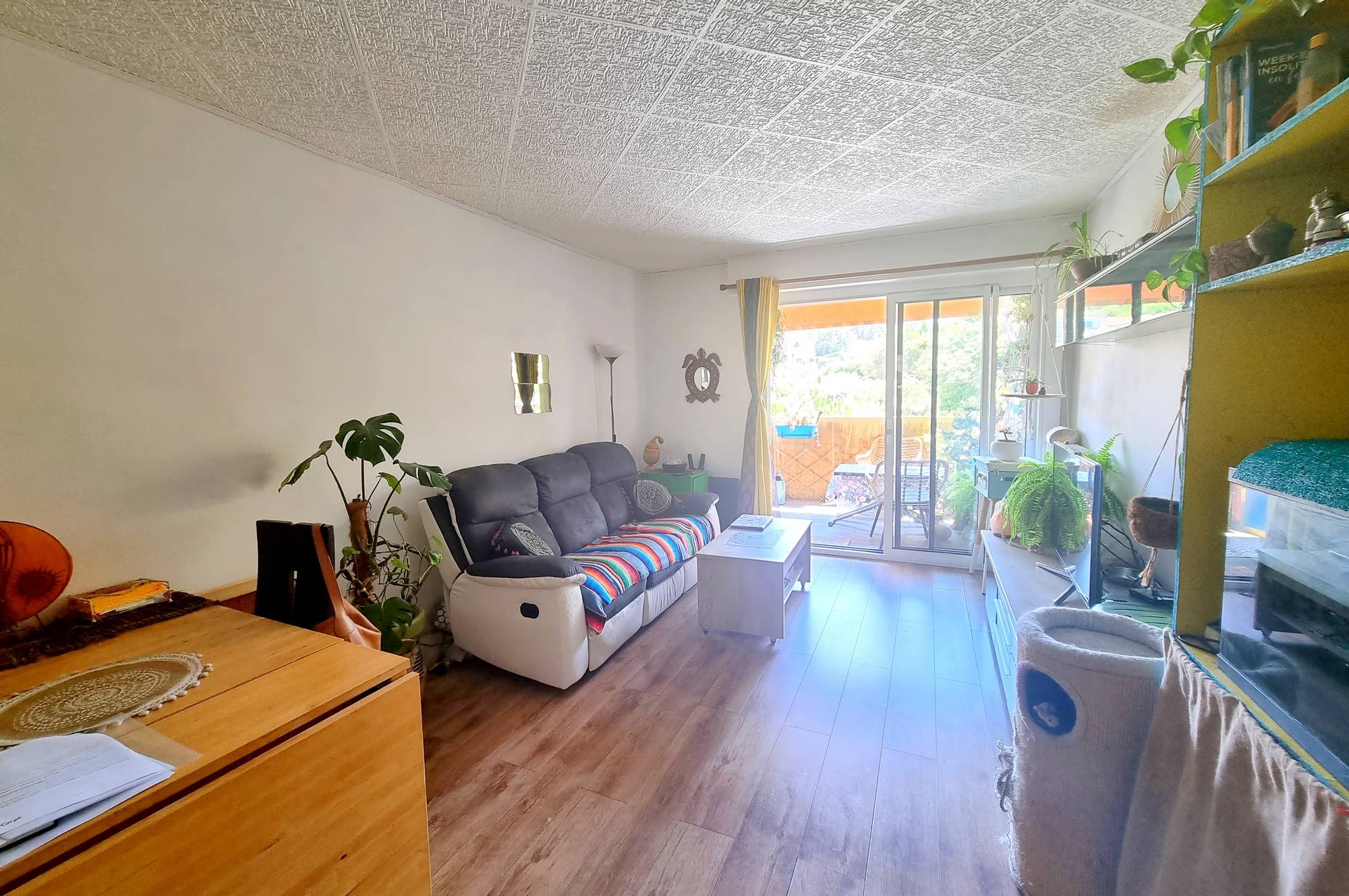 Appartement à vendre dans une résidence sur un chemin sur les hauteurs du centre-ville