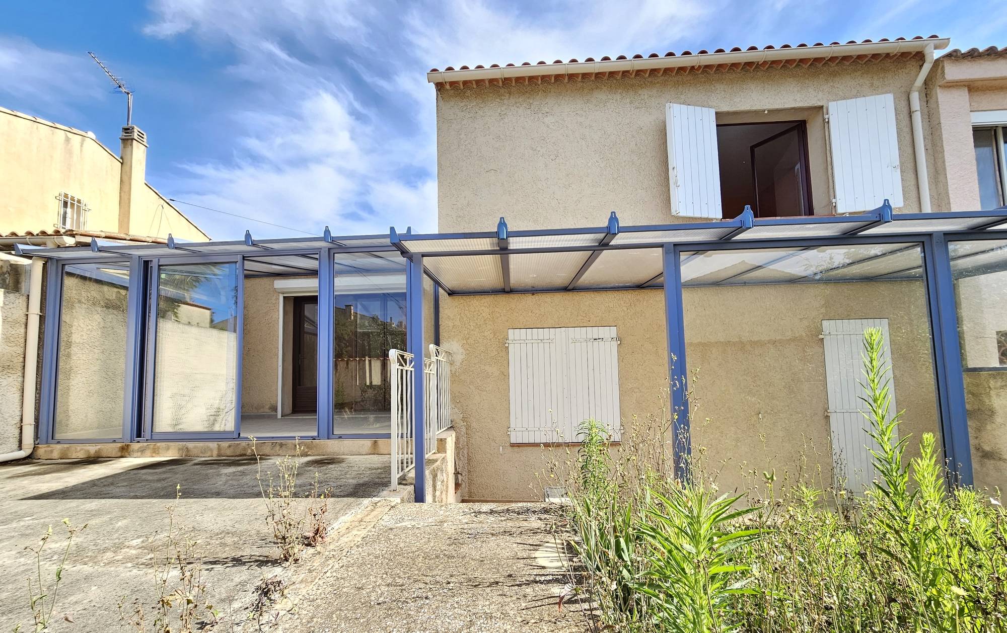 Maison avec sous-sol et garage à vendre à Six-Fours-les-Plages