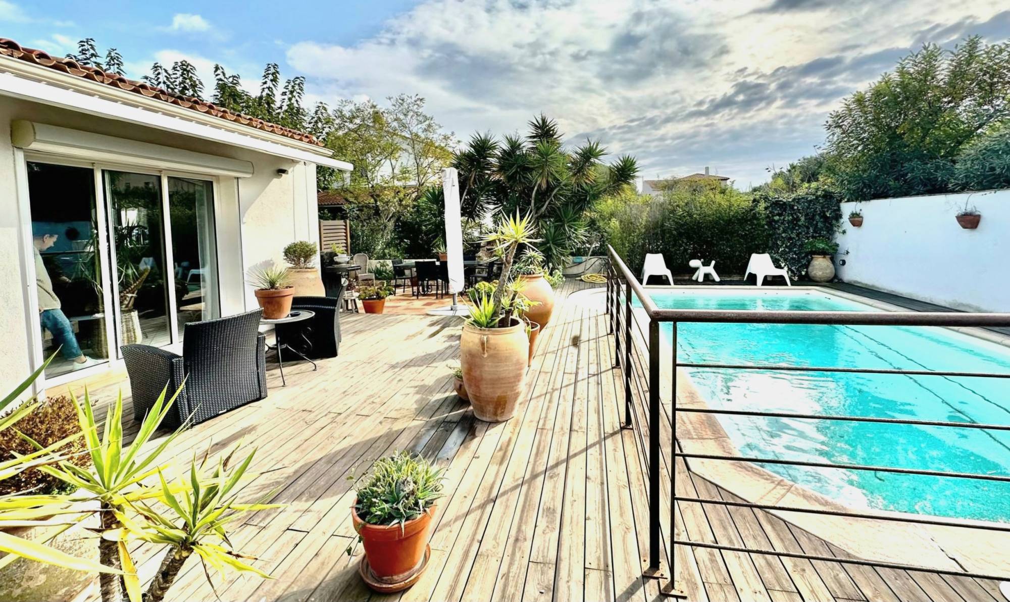 Maison avec piscine à vendre quartier la Courtaude à Six-Fours-les-Plages