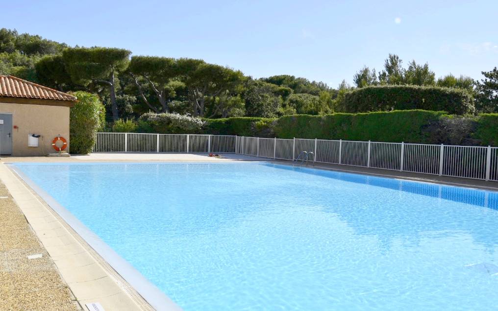 Appartement en vente dans résidence avec piscine