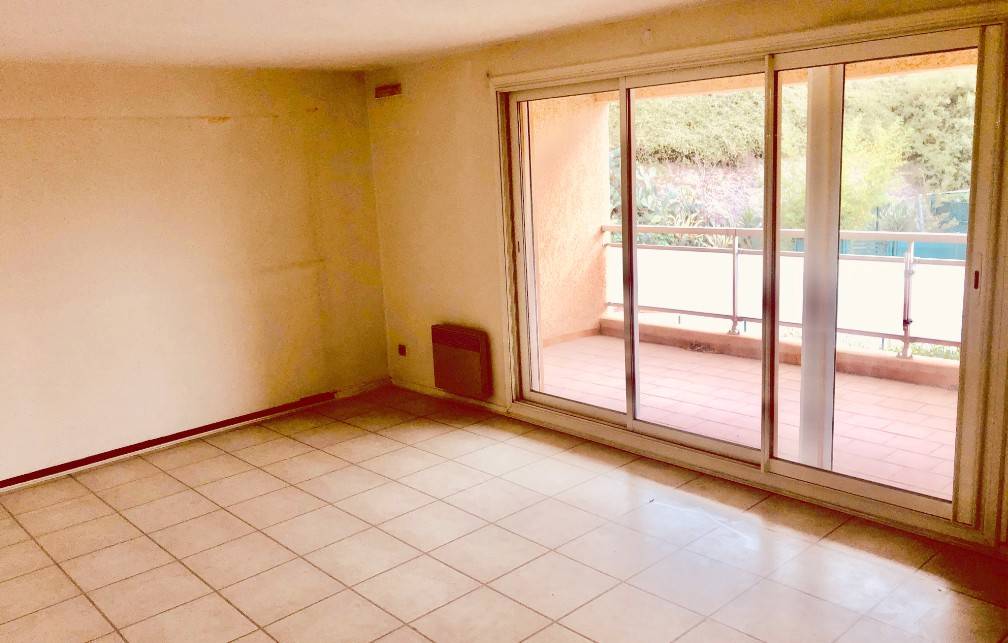 Appartement en très bon état à vendre à Sanary