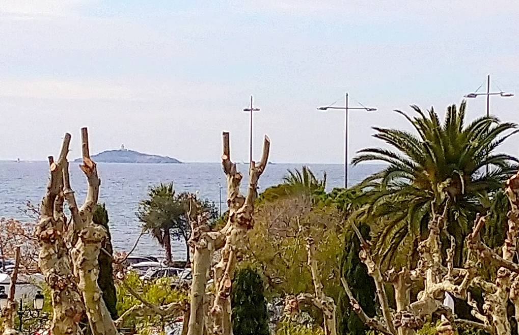 Vue mer imprenable sur la Baie de Sanary