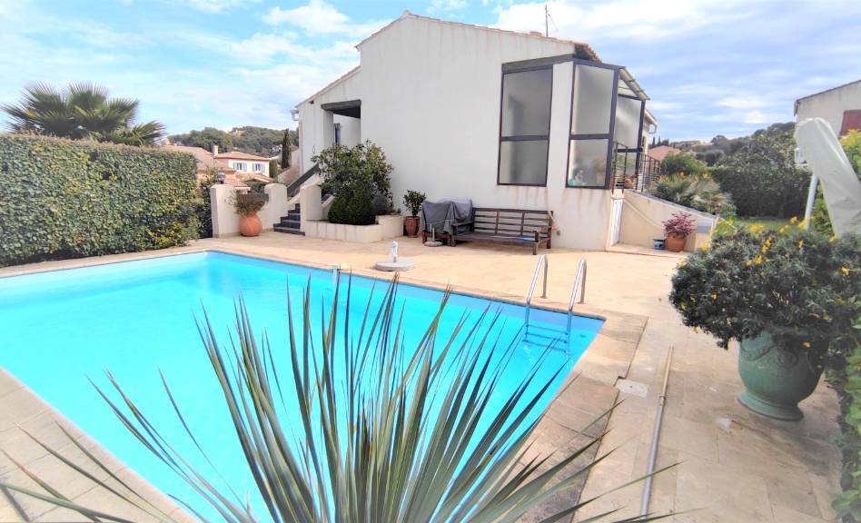 Villa de charme avec piscine à vendre au Brusc