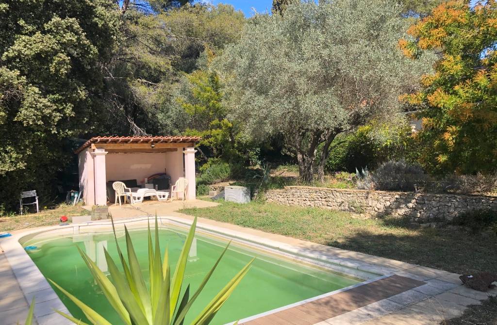 Maison avec pool house à vendre au Beausset