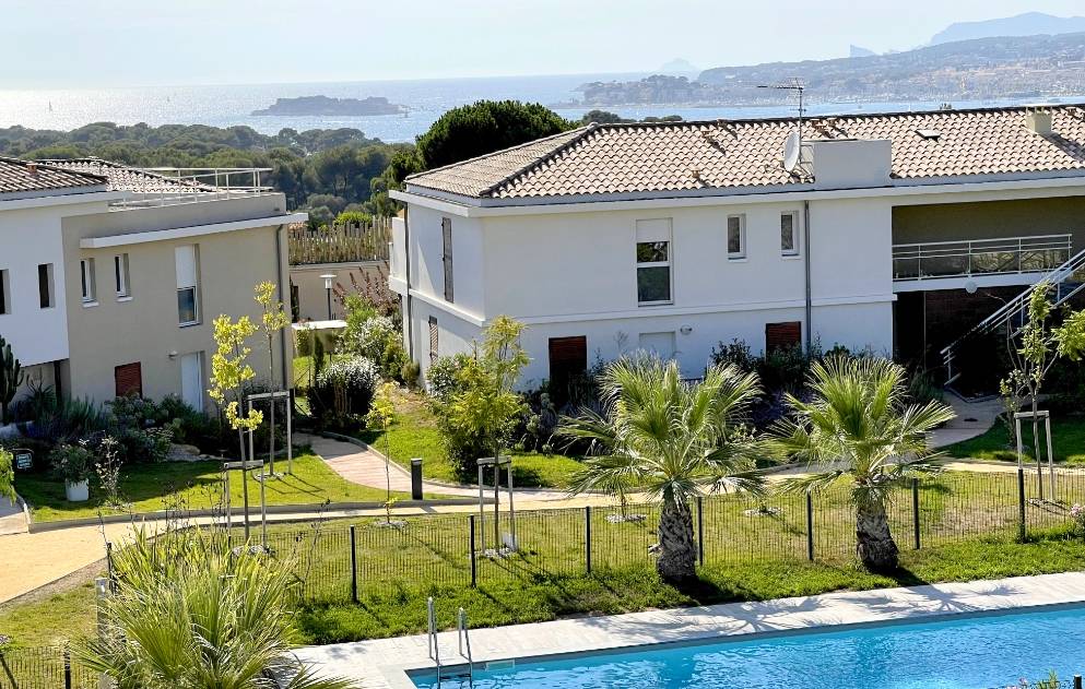 Résidence prestigieuse avec piscine localisée à Sanary-sur-Mer