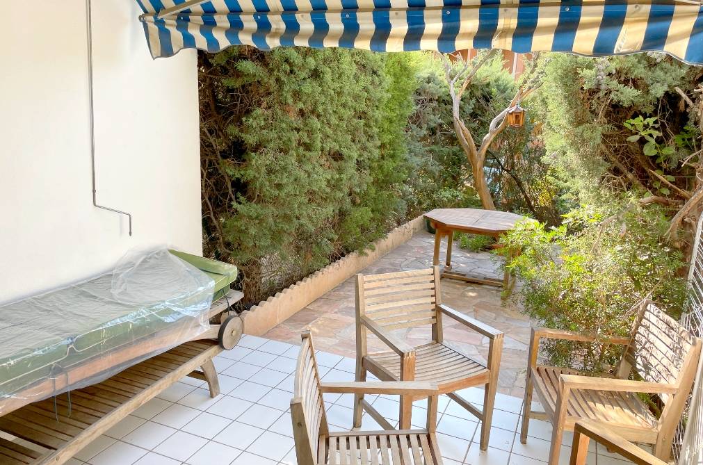 Appartement rez-de-jardin à vendre quartier Pierreplane à Bandol