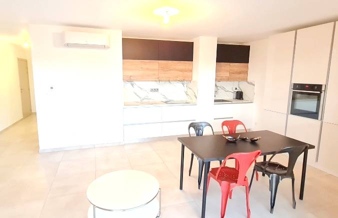 Appartement avec garage et terrasse à vendre sur le front de mer à Bandol