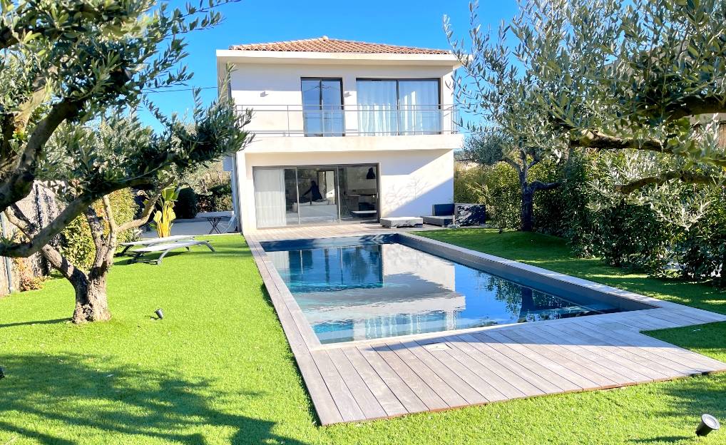 Propriété néo-provençale à vendre à Sanary-sur-Mer, quartier Beaucours