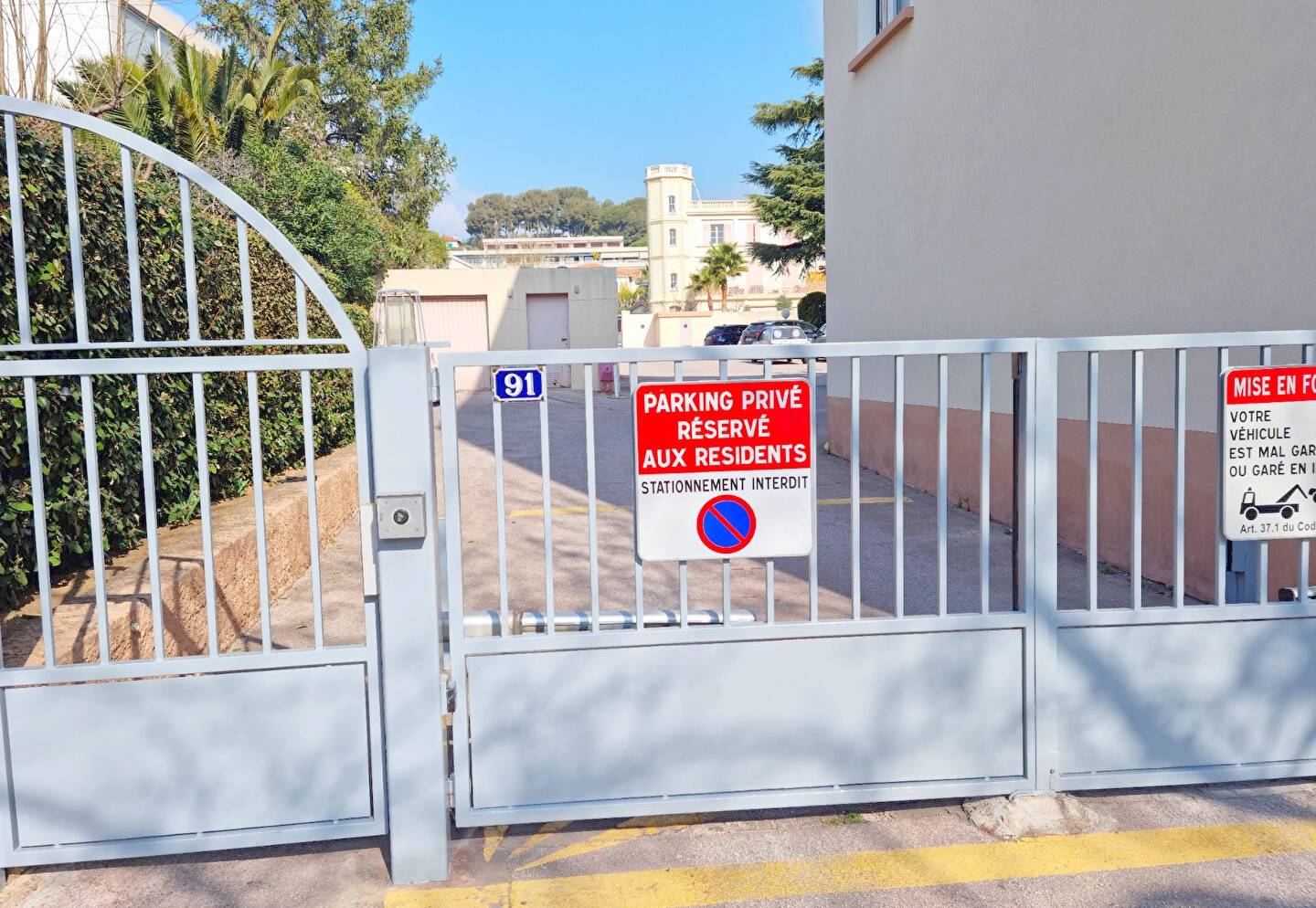 Garage à vendre dans la résidence 