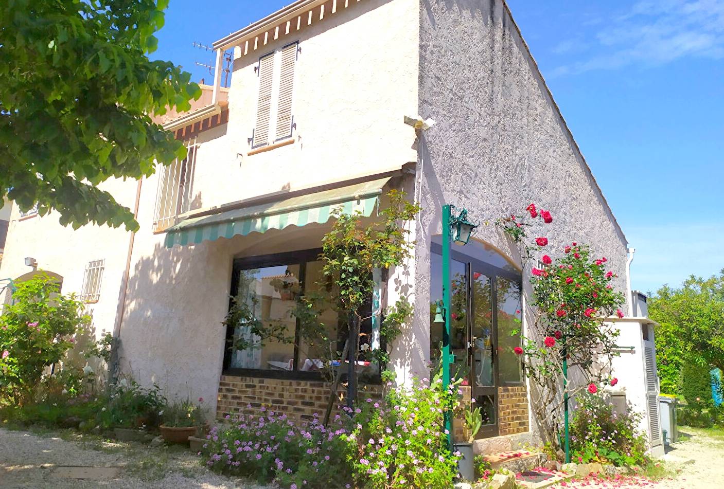 Maison indépendante des années 80 à vendre à Six Fours les Plages