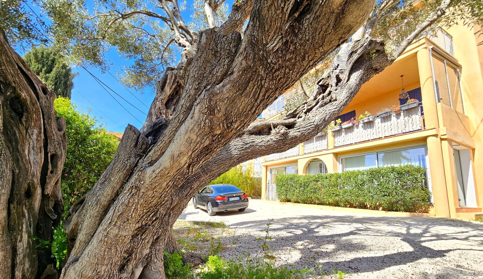 Appartement à vendre en rez-de-chaussée d'une propriété de charme des années 20