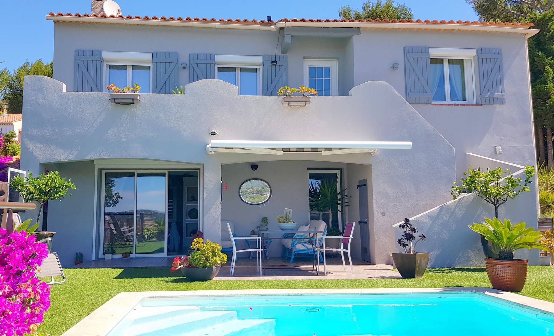 Villa avec piscine à vendre à Six-Fours